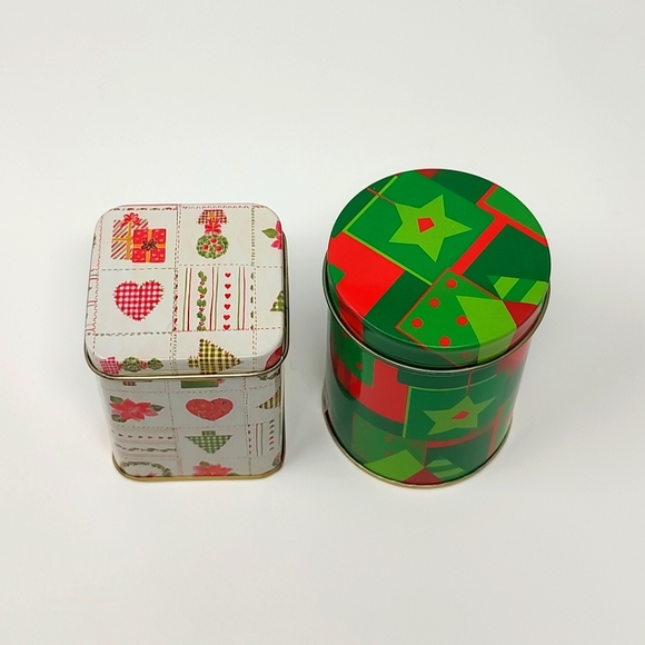 Vintage Set of 2 Little Tin Christmas Holiday Storage Containers Home Decor - Picture 2 of 5